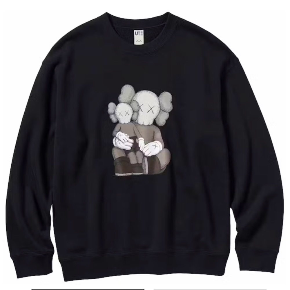 NWT Uniqlo x Kaws kids sweatshirt